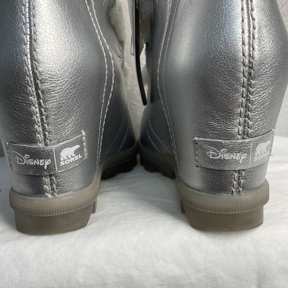 NWOT Disney x Sorel Joan of Artic wedge boots 5.5 Style #LL3660-034 - Picture 6 of 11